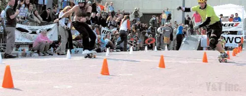 パイロン・三角コーン1