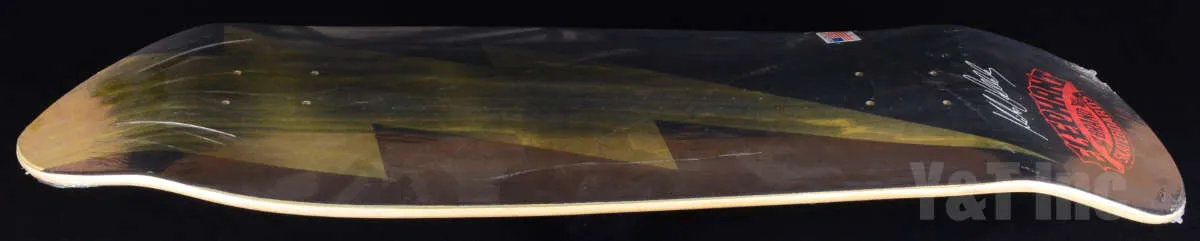 画像:エレファント ブラックフラグ ライトニング ステイングリーン_3