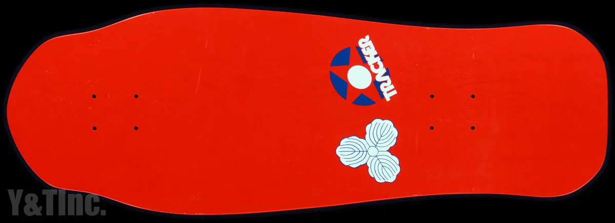 画像:トラッカー レスター カサイ オークリーフ レッド_4