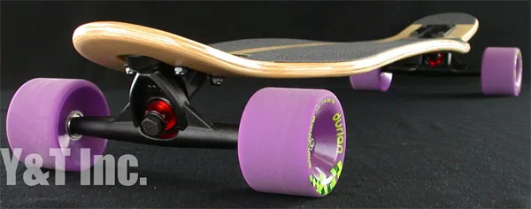 バスティン ストライク ナチュラル ニューヨークパープル ランダル180ブラック オランガ ドリアン 75mm 83a パープルの画像4 画像:バスティン ストライク ナチュラル ニューヨークパープル ランダル180ブラック オランガ ドリアン 75mm 83a パープル_4