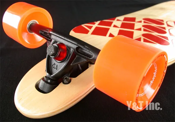 バスティン ストライク ナチュラル レッドロゴ ランダル180ブラック オランガ70mm80aの画像5 画像:バスティン ストライク ナチュラル レッドロゴ ランダル180ブラック オランガ70mm80a_5