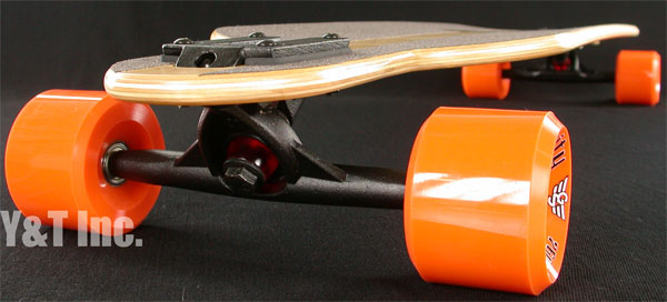 画像:グラビティ41ドロップカーブ メイプル マカイ ランダル180ブラック 76mm80aハイグレード NINJA ABEC7_5