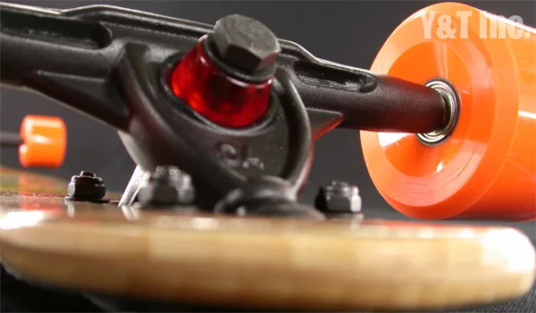 グラビティ41ドロップカーブ カライ ランダル180ブラックフリップ 76mm80aハイグレード SHOCK6mm ABEC7の画像11 画像:グラビティ41ドロップカーブ カライ ランダル180ブラックフリップ 76mm80aハイグレード SHOCK6mm ABEC7_11