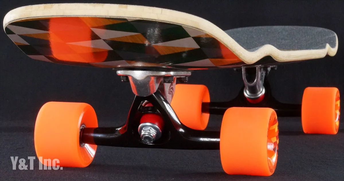 ローデッド カンタカ 8625 パリス150 ブラックシルバー ファットフリー65mm80aの画像4 画像:ローデッド カンタカ 8625 パリス150 ブラックシルバー ファットフリー65mm80a_4