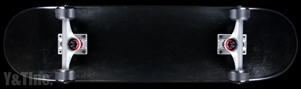 ブランクストリート 3280 ブラック TKP 133 シルバー 53mm 83a ブラックの画像1 画像:ブランクストリート 3280 ブラック TKP 133 シルバー 53mm 83a ブラック_1