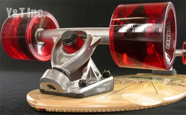 グラビティミニライオン ランダル125 バーナー66mmレッドの画像5 画像:グラビティミニライオン ランダル125 バーナー66mmレッド_5