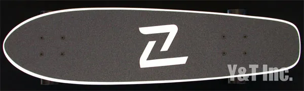 ジーフレックス クルーザー29 ジェイホワイトブラック トラッカーRT リビエラの画像3 画像:ジーフレックス クルーザー29 ジェイホワイトブラック トラッカーRT リビエラ_3