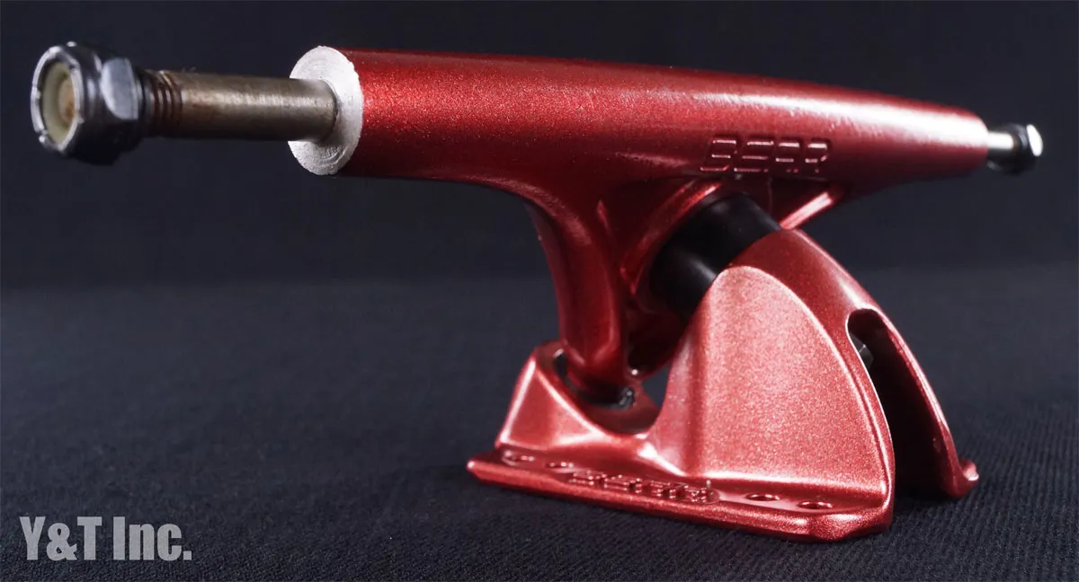 ベアー グリズリー852s メタリックレッドの画像3 画像:ベアー グリズリー852s メタリックレッド_3