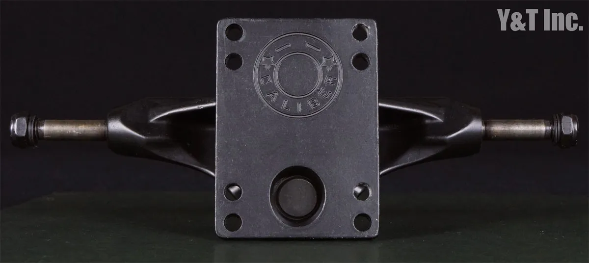 キャリバー TKP 8.0 ブラックの画像3 画像:キャリバー TKP 8.0 ブラック_3