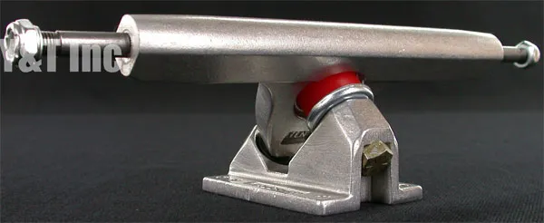 キャリバー 10 フォーティーフォーの画像3 画像:キャリバー 10 フォーティーフォー_3