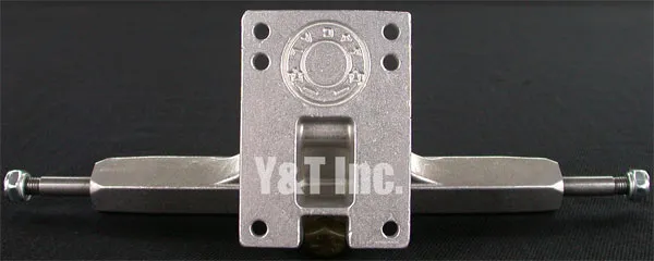 キャリバー 10 フォーティーフォーの画像5 画像:キャリバー 10 フォーティーフォー_5