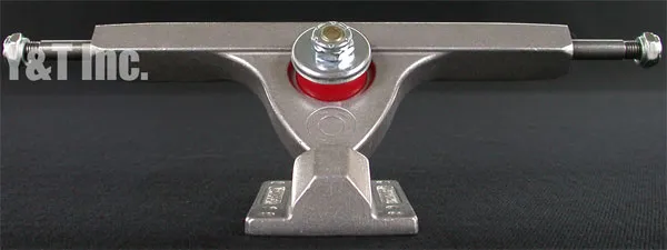 キャリバー 10 フォーティーフォーの画像1 画像:キャリバー 10 フォーティーフォー_1