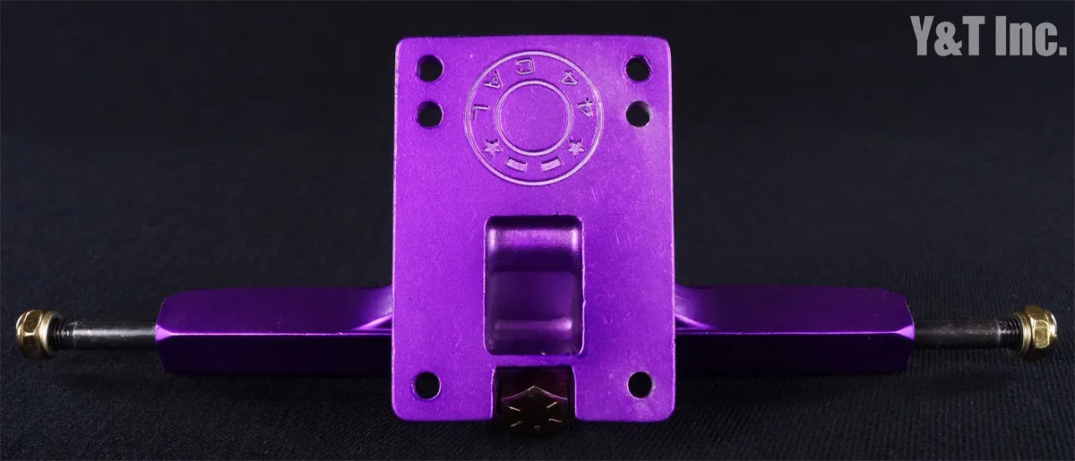 キャリバー2 テンフォーティーフォー サテンパープルの画像4 画像:キャリバー2 テンフォーティーフォー サテンパープル_4