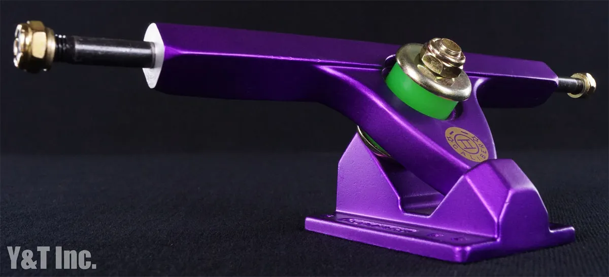 キャリバー2 テンフォーティーフォー サテンパープルの画像1 画像:キャリバー2 テンフォーティーフォー サテンパープル_1