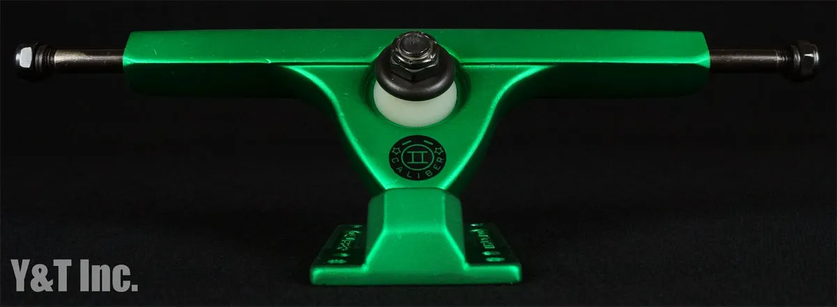 画像:キャリバー2 テンフィフティー サテングリーン_2