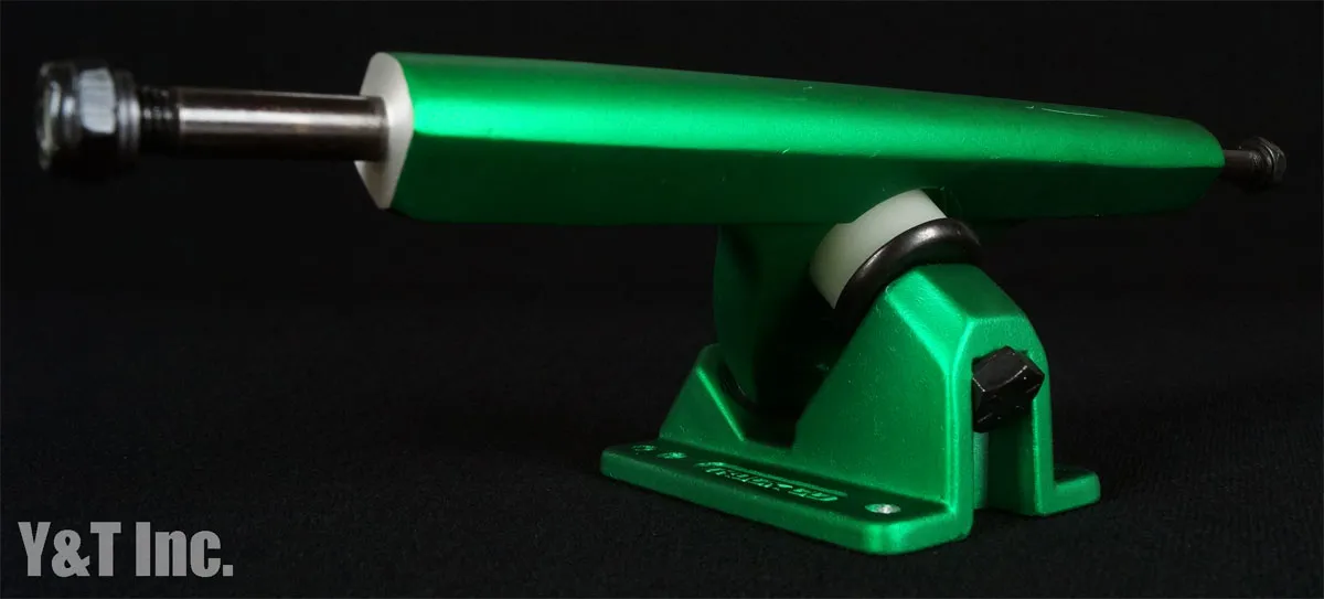 画像:キャリバー2 テンフィフティー サテングリーン_3