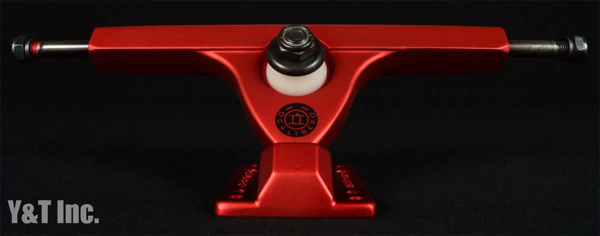 キャリバー2 テンフィフティー サテンレッドの画像2 画像:キャリバー2 テンフィフティー サテンレッド_2