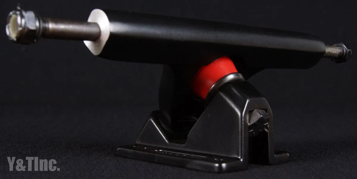 キャリバー2 9フィフティー ブラックアウトの画像3 画像:キャリバー2 9フィフティー ブラックアウト_3