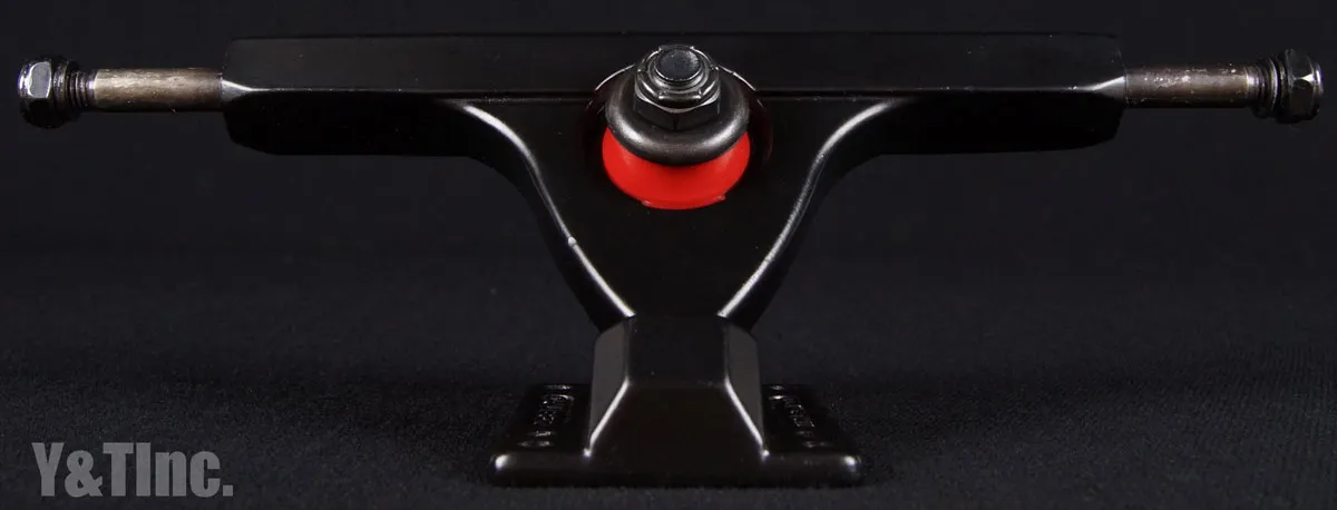 キャリバー2 9フィフティー ブラックアウトの画像1 画像:キャリバー2 9フィフティー ブラックアウト_1