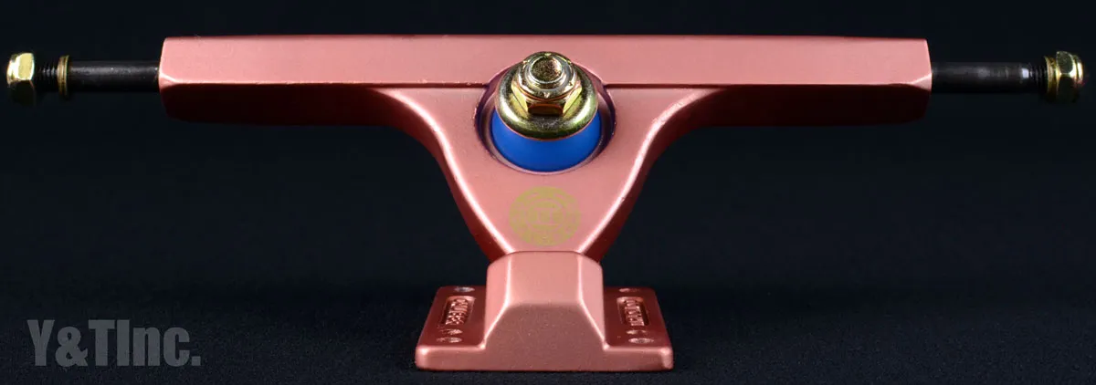 キャリバー2 テンフィフティー サテンコーラルの画像3 画像:キャリバー2 テンフィフティー サテンコーラル_3