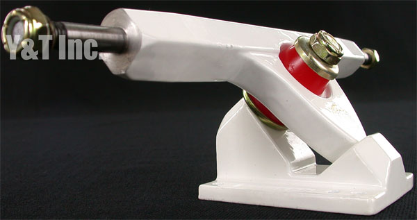 CALIBER 10 FIFTY WHITE GOLD EDITION_2