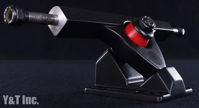 キャリバー 9 フィフティー ブラックアウトの画像2 画像:キャリバー 9 フィフティー ブラックアウト_2