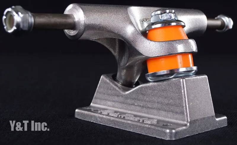 パリス 108 ストリート シルバーの画像2 画像:パリス 108 ストリート シルバー_2