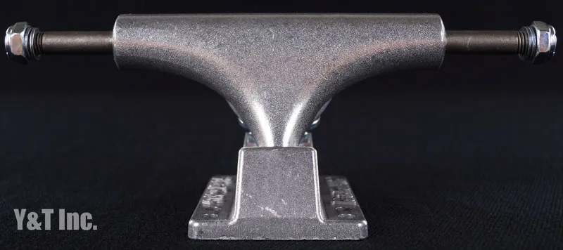 パリス 108 ストリート シルバーの画像1 画像:パリス 108 ストリート シルバー_1