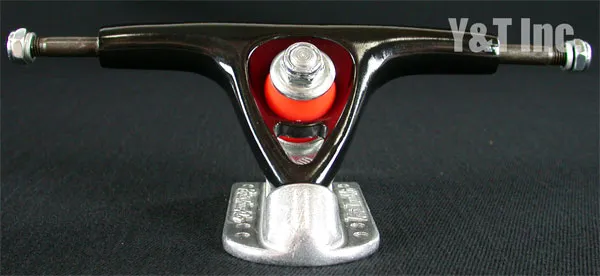 パリス V2 150ブラックシルバーの画像2 画像:パリス V2 150ブラックシルバー_2