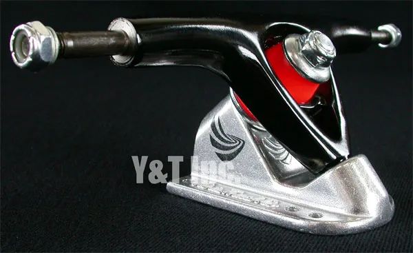 パリス V2 150ブラックシルバーの画像1 画像:パリス V2 150ブラックシルバー_1