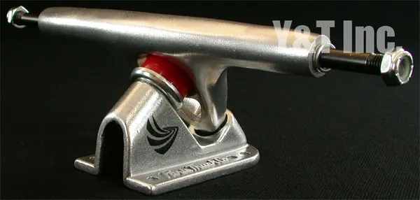 パリストラック 180シルバーの画像3 画像:パリストラック 180シルバー_3