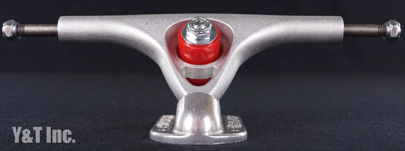 画像:パリストラック V2 180 シルバー 43度_1