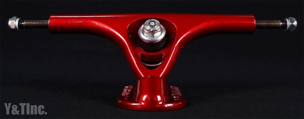 パリストラック V2 180 レッドの画像1 画像:パリストラック V2 180 レッド_1