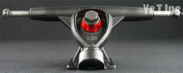 ランダル R2-150 ブラック クリアーレッドブッシュ 強化キングピンの画像1 画像:ランダル R2-150 ブラック クリアーレッドブッシュ 強化キングピン_1