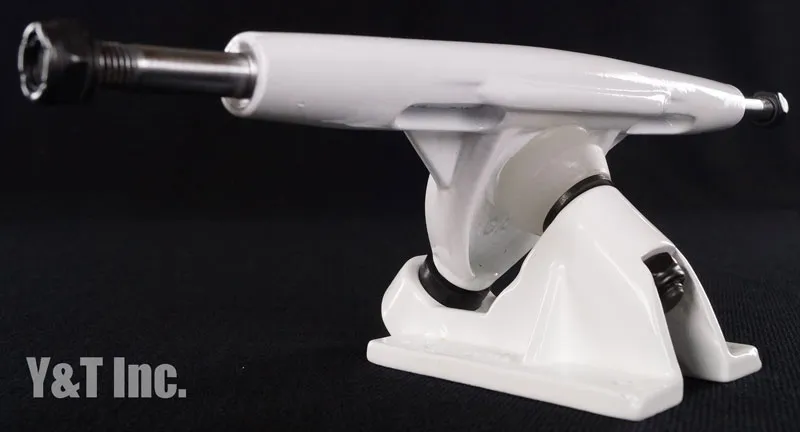 画像:ランダル R2-180 ホワイト ゴーストブッシュ 強化キングピン_3