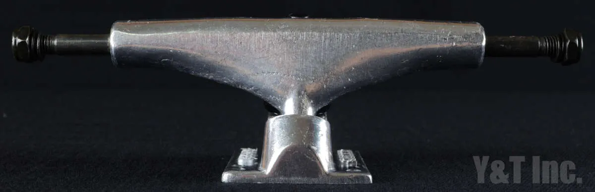 スピード TKP 134 シルバーの画像1 画像:スピード TKP 134 シルバー_1