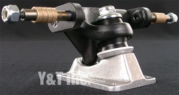 画像:トラッカー カスタムオフセット リミテッド レースX_2