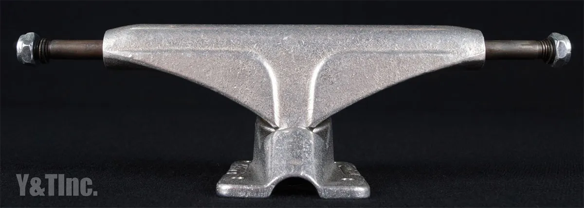 画像:トラッカー ダート 149シルバー_1