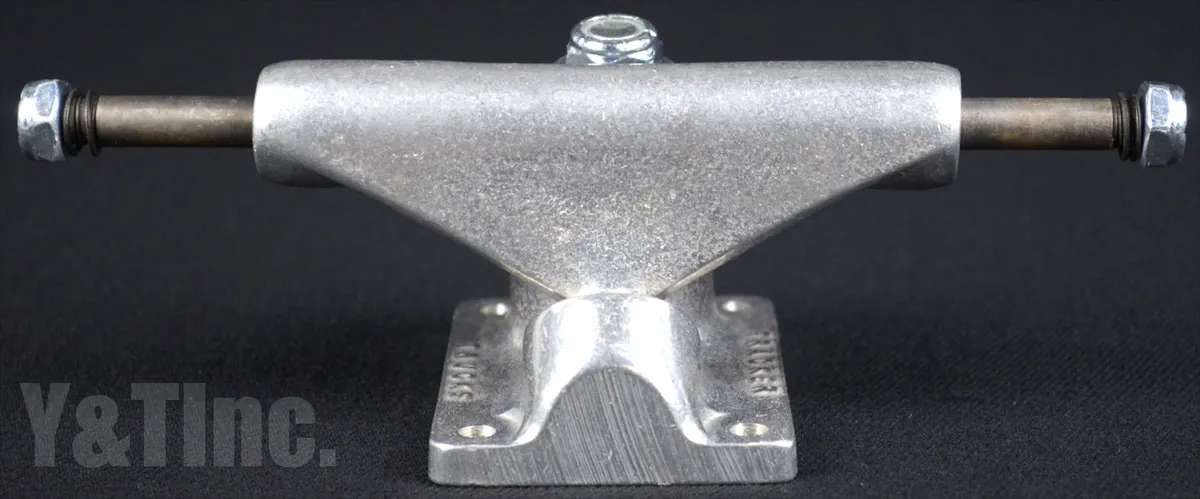 画像:トラッカー フル_1