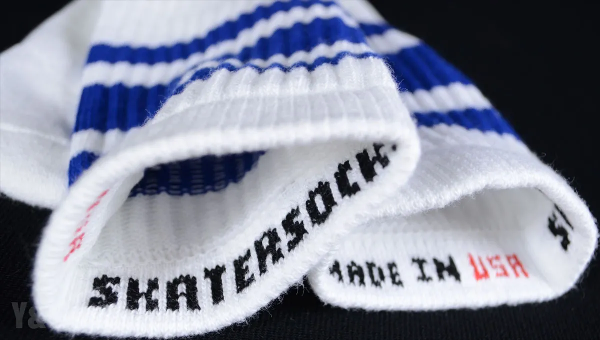 スケーターソックス 22 チューブソックス 白 スタイル3 ブラックブルーの画像2 画像:スケーターソックス 22 チューブソックス 白 スタイル3 ブラックブルー_2