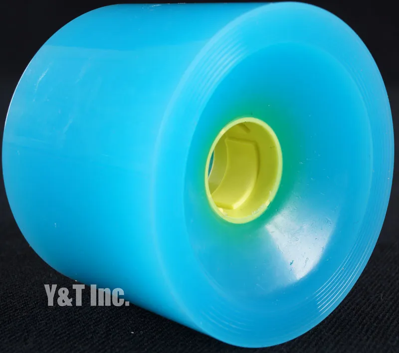 ディヴァイン ロードリッパー 75mm 82a シアンの画像3 画像:ディヴァイン ロードリッパー 75mm 82a シアン_3