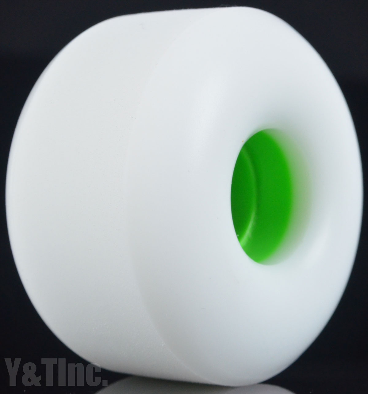 REMEMBER PeeWee 62mm 82a White Grn_3
